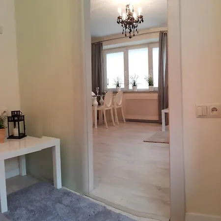 Apartament Dzielna 15a *